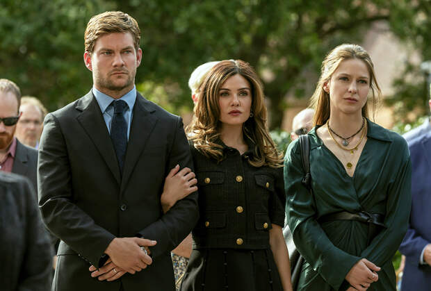 The Waterfront: Kevin Williamson’s Netflix Drama Sets June Release — First Look at Melissa Benoist and More