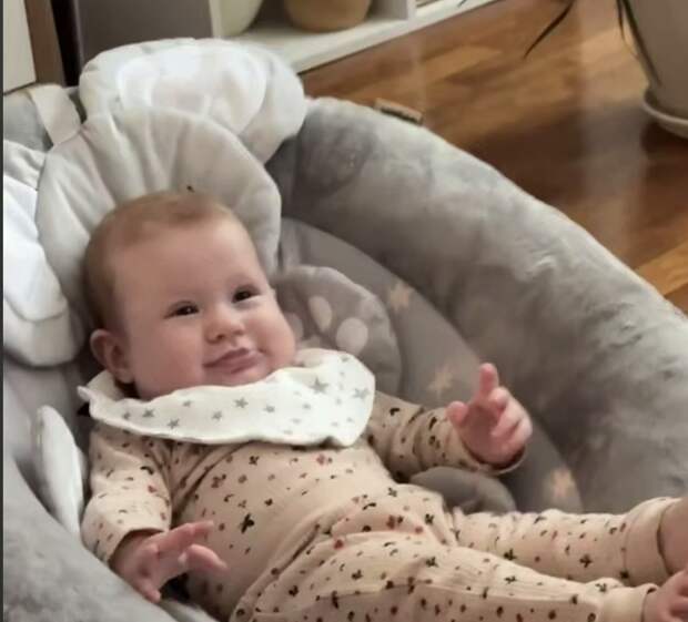 Телеведущая Ида Галич поделилась домашними кадрами с подросшей дочерью