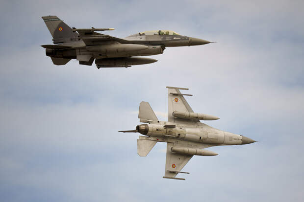 Нардеп Устинова: США намеренно задерживают обучение украинских пилотов на F-16