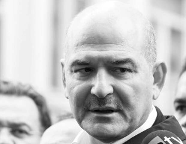 Турция обвинила посла США в подготовке цветной революции