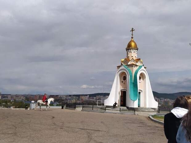 Актриса и режиссёр Александра Яковлева взяла 5 млн рублей из бюджета Забайкалья и исчезла