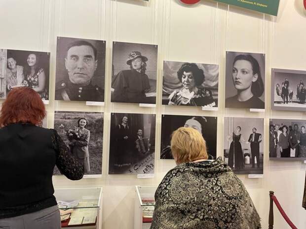 В облцентре открылась выставка к 100-летию со дня рождения Ольги Воронец