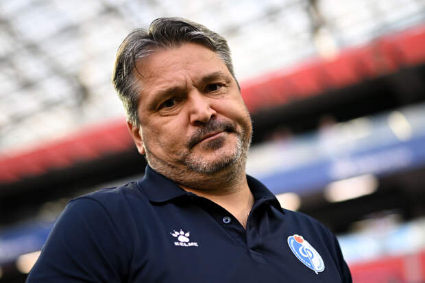 Тренера "Динамо" Евсеева вновь оштрафовали за ненормативную лексику