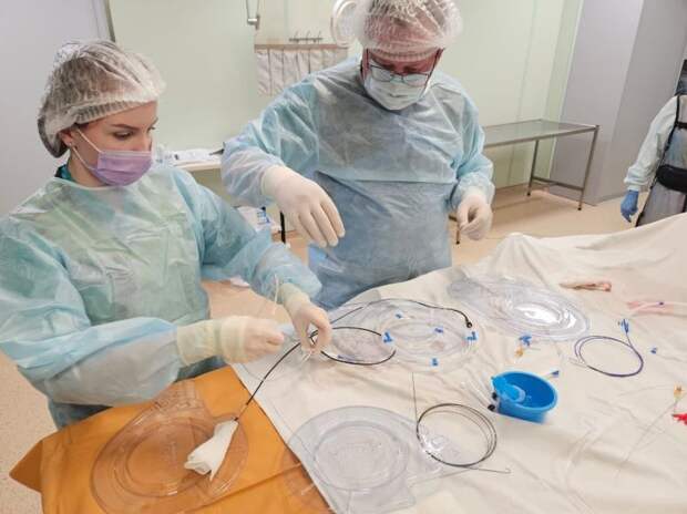 Весом с младенца: хирурги Новороссийска провели уникальную операцию через мини-проколы