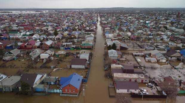 Борьба с наводнениями: как регионы России справляются с последствиями стихии
