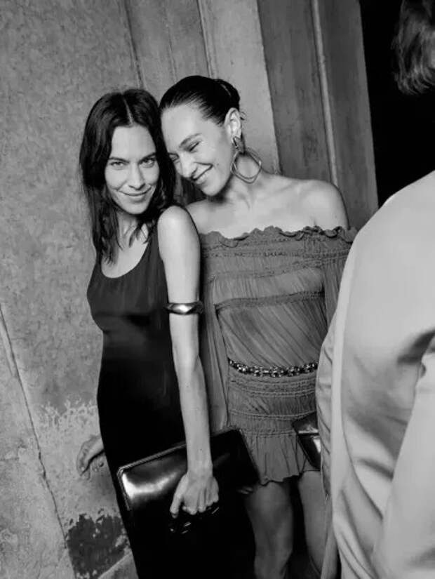 Алекса Чанг и Девон Ли Карлсон