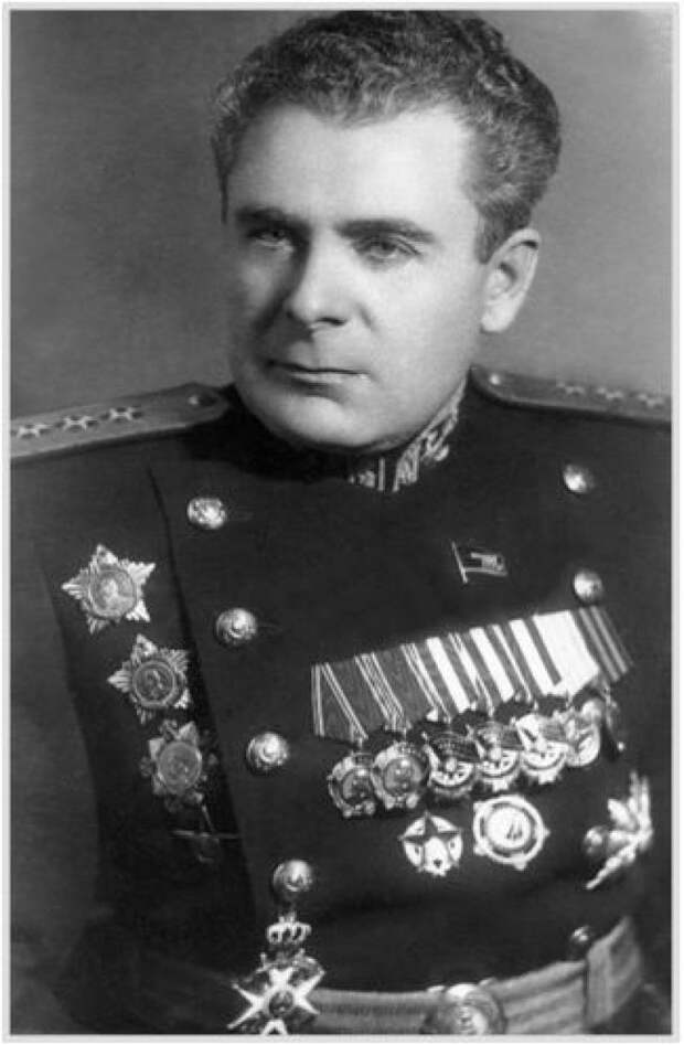 Нелегкий выбор адмирала Головко, или «Страна чудес» под другим ракурсом