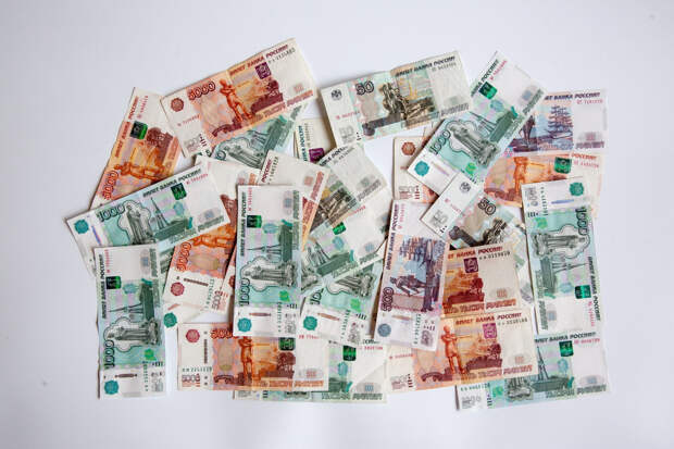 Нотариус сорвала мошенническую сделку по продаже квартиры в Петербурге