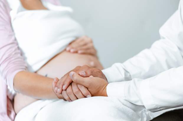 В роддоме в Новокузнецке предлагали парные роды за 60 тысяч рублей