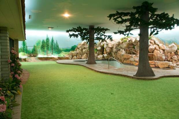 5000-sq-ft-cold-war-bunker-underneath-suburban-house-in-las-vegas-11