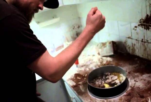 16meninthekitchen