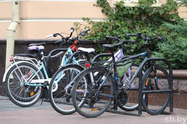 Фотозарисовка. Узнали, почему в Гродно так популярны велосипеды.