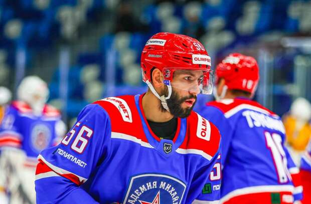 Тульский АКМ продлил контракты еще с тремя хоккеистами на будущий сезон