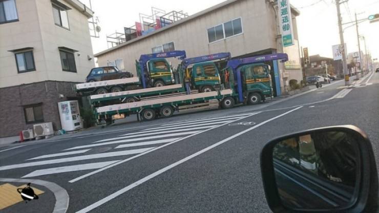 Странные автомобили и необычный транспорт на дорогах