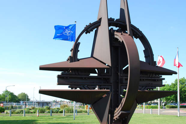 Дуда призвал скорее начать процедуру приема Украины в НАТО