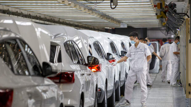 SHOT: около десяти китайских автобрендов могут уйти с рынка России