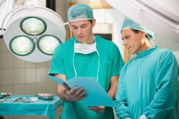Хирурги не случайно носят только зеленую и синюю форму операция, форма, хирург, хирургия, цвет формы
