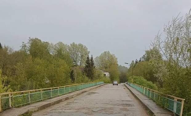 Мост через реку Касплю под Смоленском частично открыт для легкового транспорта