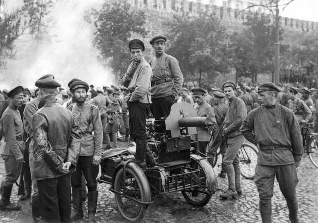 Всевобуч, 1918 год.