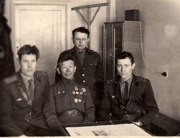 sibirskij-shaman-kak-malogramotnyij-tungus-stal-odnim-iz-luchshix-snajperov-vremen-velikoj-otechestvennoj-vojnyi-07