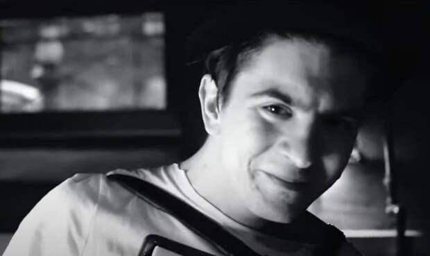 Hatters отметили шестилетие новым клипом «Немного жаль»