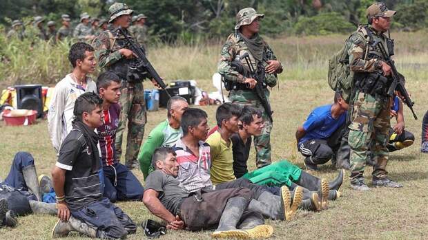 Более 20 военнослужащих признали вину в массовых убийствах в Колумбии