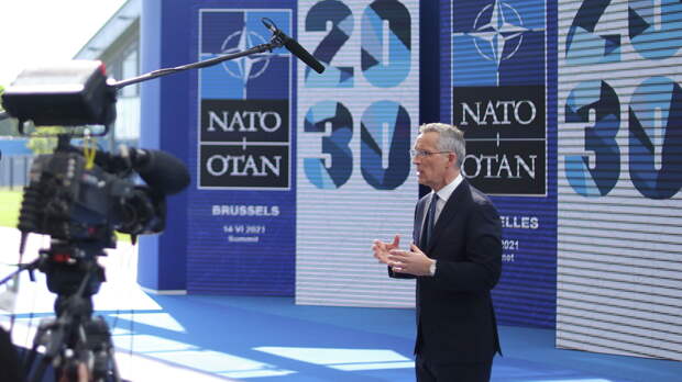 Генеральный секретарь НАТО Йенс Столтенберг проводит пресс-конференцию перед саммитом НАТО в Брюсселе - РИА Новости, 1920, 16.06.2021