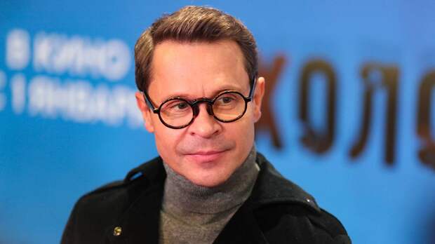 «Работа меня спасала»: Деревянко высказался о творческом кризисе