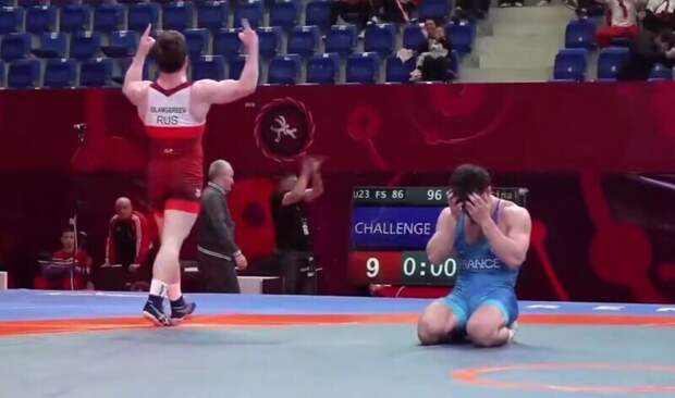 Эффектный приём российского борца