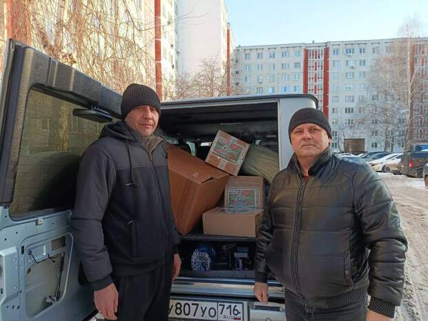 «Каждая встреча – это честь»: депутат Тукаевского района передал помощь бойцу СВО