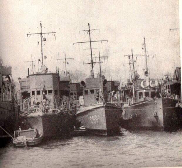 Французские корабли в Портсмуте