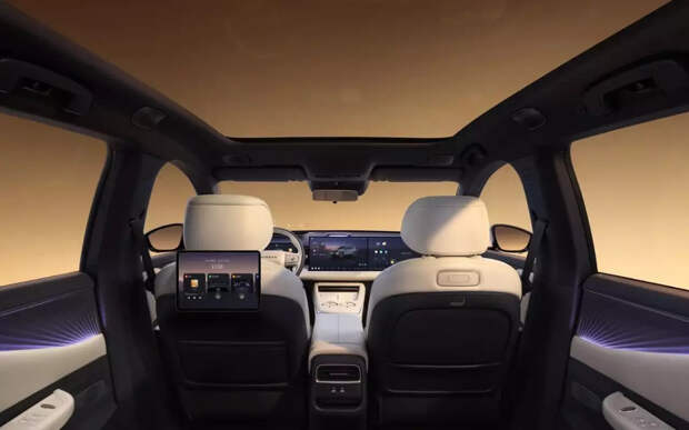 Представлен революционный японский кроссовер, в котором не укачивает