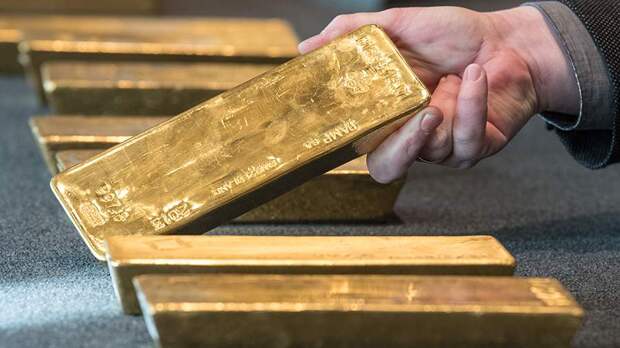 Цены на золото обновили исторический максимум после гибели Раиси
