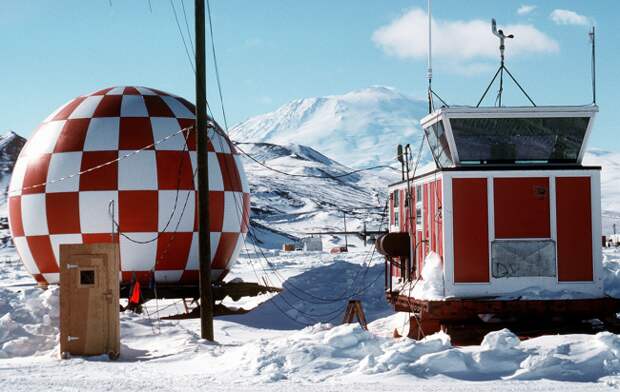 scientists discover hidden life antarctica ice