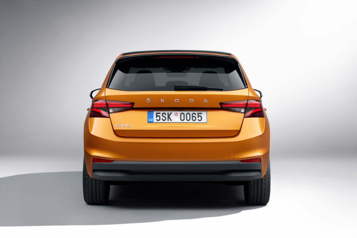 Новая ŠKODA FABIA больше, экономичнее и безопаснее