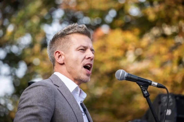 Мадьяр пообещал ответить на звонок Путина, если он позвонит ему