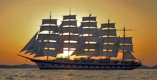Royal Clipper