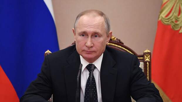 Владимир Путин может продлить обязательную самоизоляцию до 11 мая