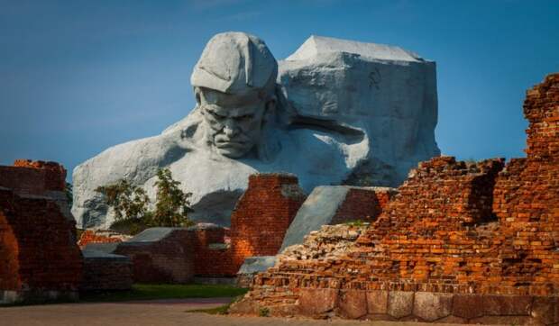 Герои Брестской крепости