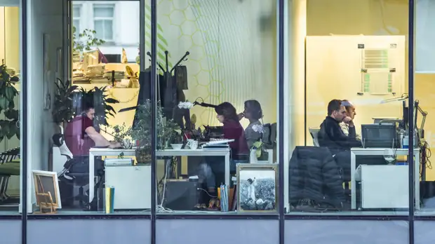 Адвокат Нефедовский рассказал о возможных причинах отказа в работе