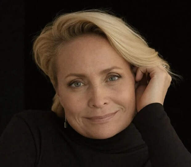 Русская Шэрон Стоун: Светлана Пермякова шокировала фанатов новыми фото