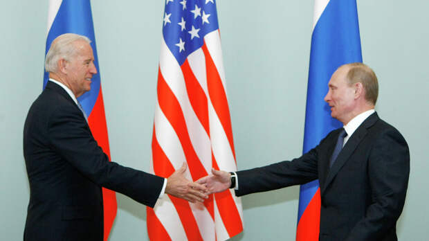 Владимир Путин и Джо Байден во время встречи в 2011 году - РИА Новости, 1920, 14.06.2021