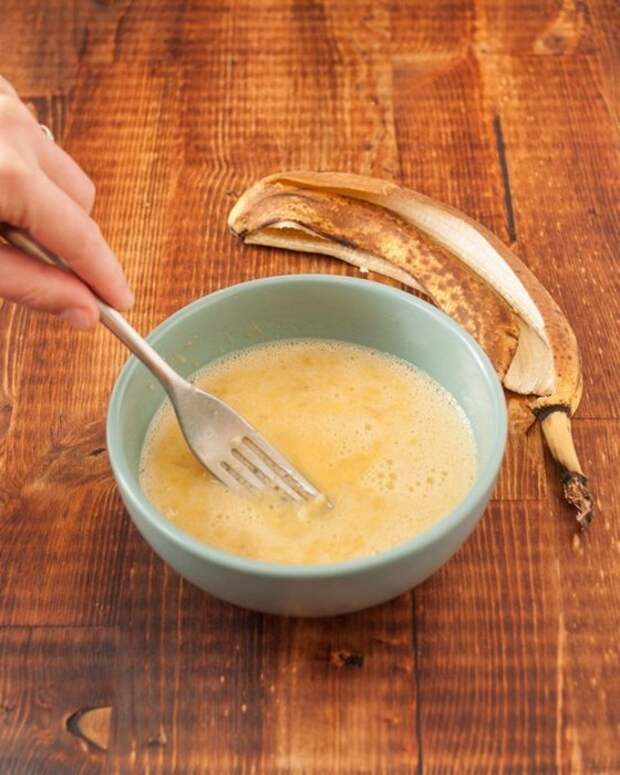 Банановые блинчики: готовим полезный перекус за 2 минуты из двух ингредиентов