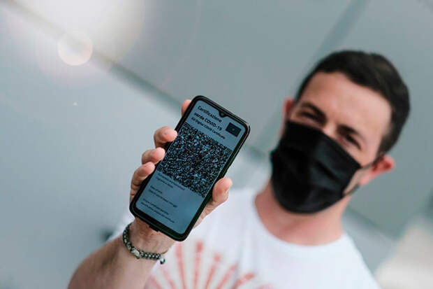 В Telegram активно продают поддельные сертификаты о вакцинации