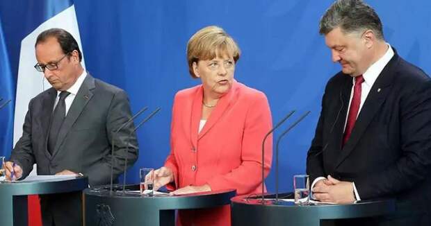 На Украине сочли унизительным поступок Меркель и Олланда в отношении Порошенко