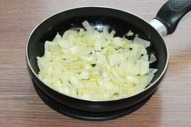 Пирожки из картофельного дрожжевого теста: шаг 5
