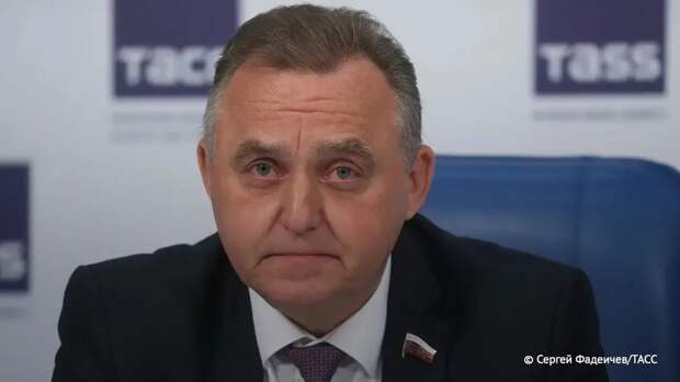 "В ГРОБУ КАРМАНОВ НЕТ! Ну куда вы всё гребёте и гребёте?!" ©