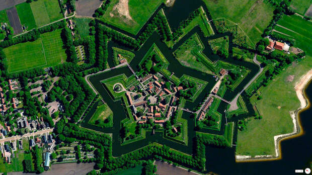 Одной из популярных достопримечательностей Нидерландов является «Звездная крепость».