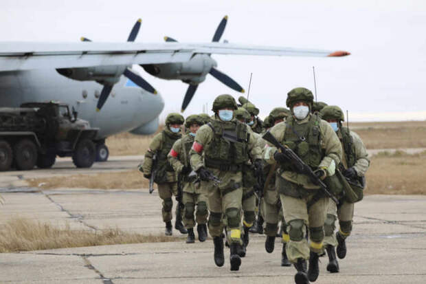 Миротворцы и спецназ РФ проведут учения на узбекско-афганской границе