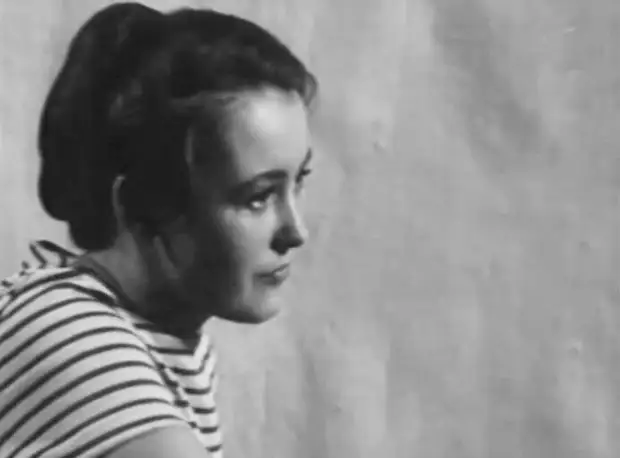 Любовь Стриженова. Капитолина из «Вечного зова» бросила все и ушла в монахини. 2 неудачных брака, кто дети и как живет актриса?